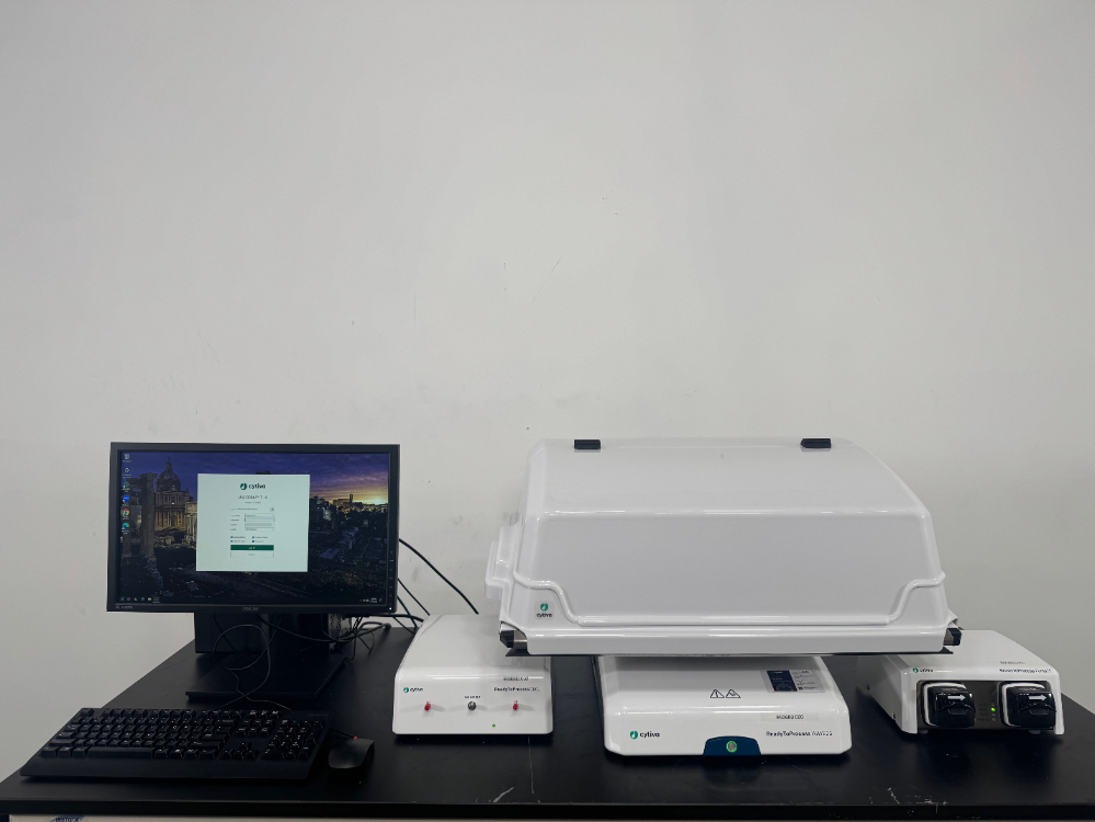 Image of Cytiva ReadyToProcess Wave 25 Bioreactor